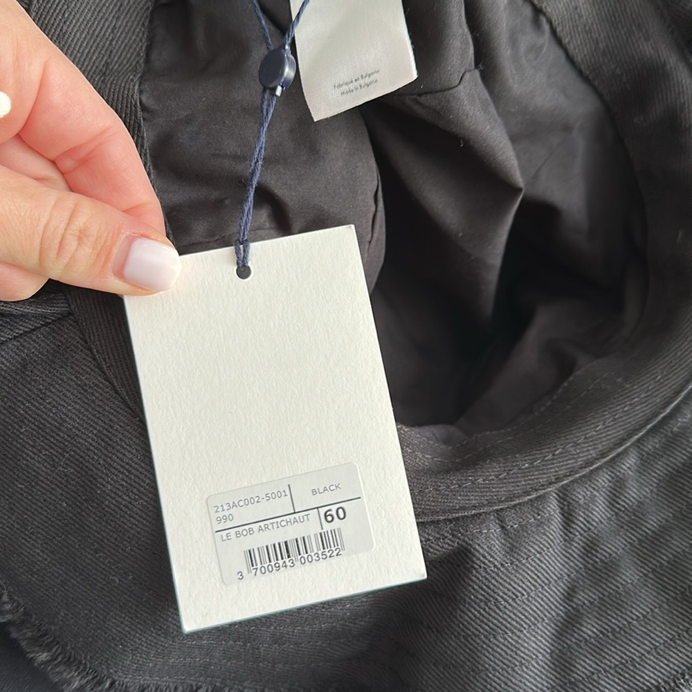 NWT Jacquemus Le Bob Artichaut Bucket Hat - Picture 3 of 3